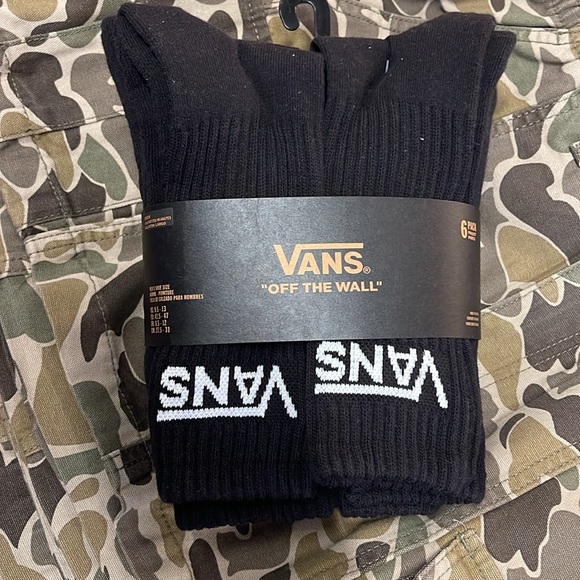 Vans Socks 6 pairs set CREW VANS.
"OFF THE WALL" Black /White 
NWT - Picture 3 of 16